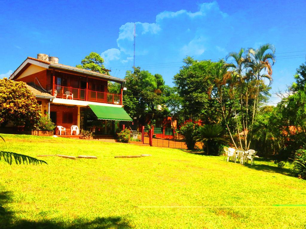 Hostel Y Posada Colibri Puerto Iguazú Exteriör bild