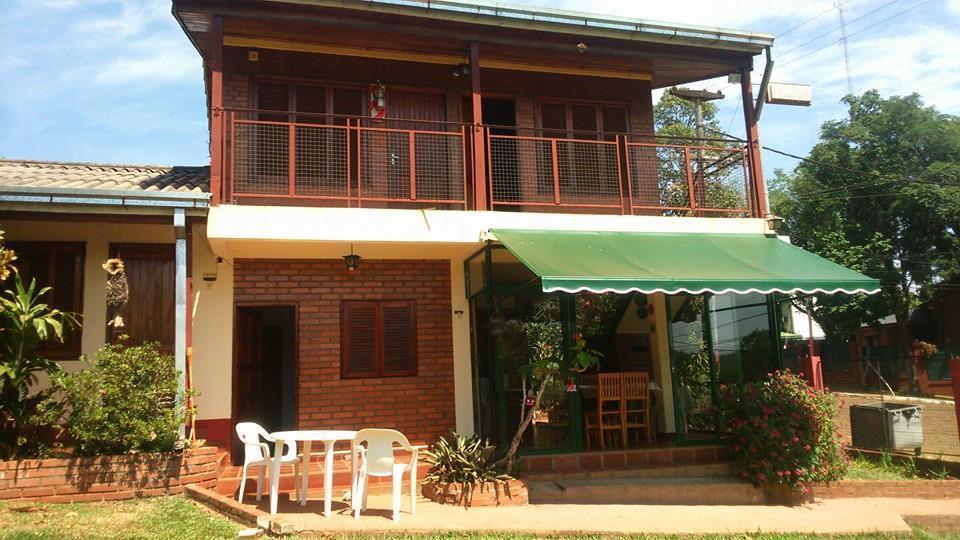 Hostel Y Posada Colibri Puerto Iguazú Exteriör bild